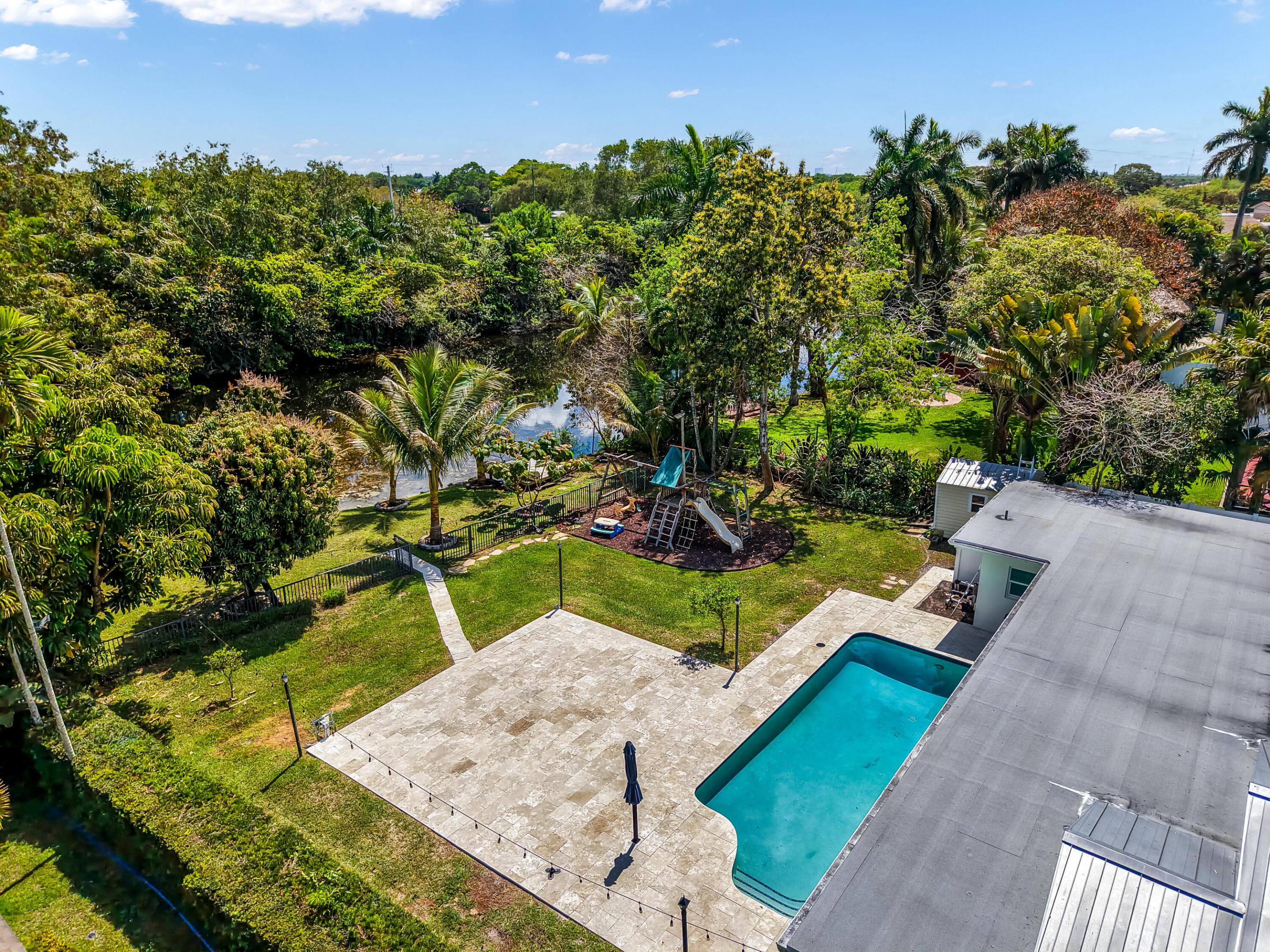 PLANTATION GOLF ESTATES - Residential