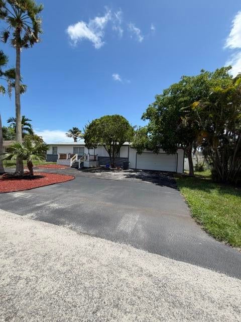 3040 TROPICAL Trail