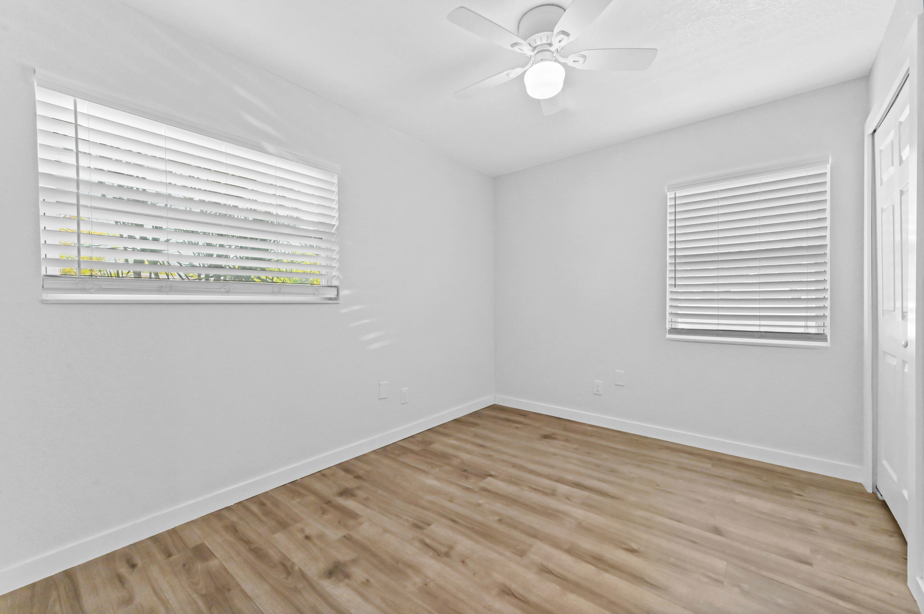 SEMINOLE MANOR - Residential