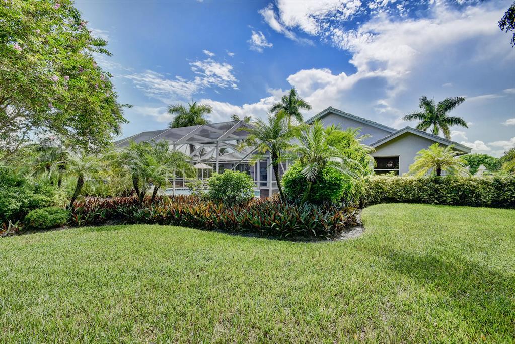 MEADOW WOOD OF THE LANDINGS AT WELLINGTO - Residential