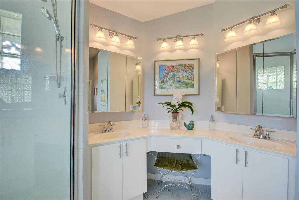 MEADOW WOOD OF THE LANDINGS AT WELLINGTO - Residential