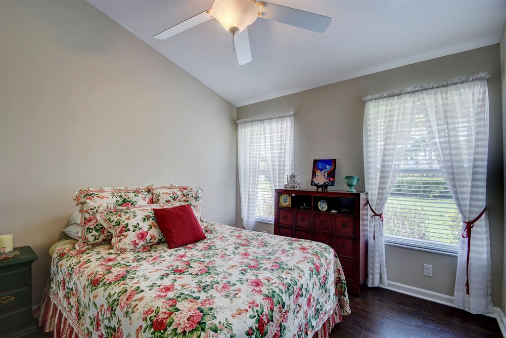 MEADOW WOOD OF THE LANDINGS AT WELLINGTO - Residential