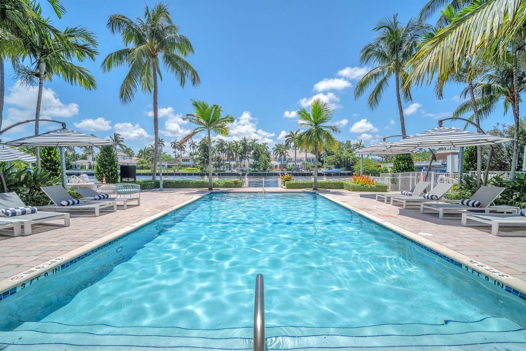 Photo of 1015 Spanish River Road, Boca Raton, FL 33432 (MLS # R11098820)