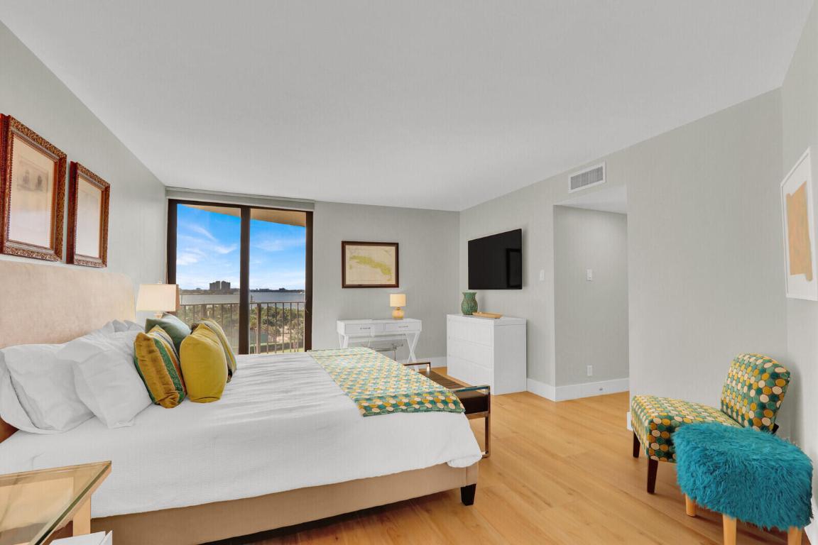 CONNEMARA CONDO - Residential Lease