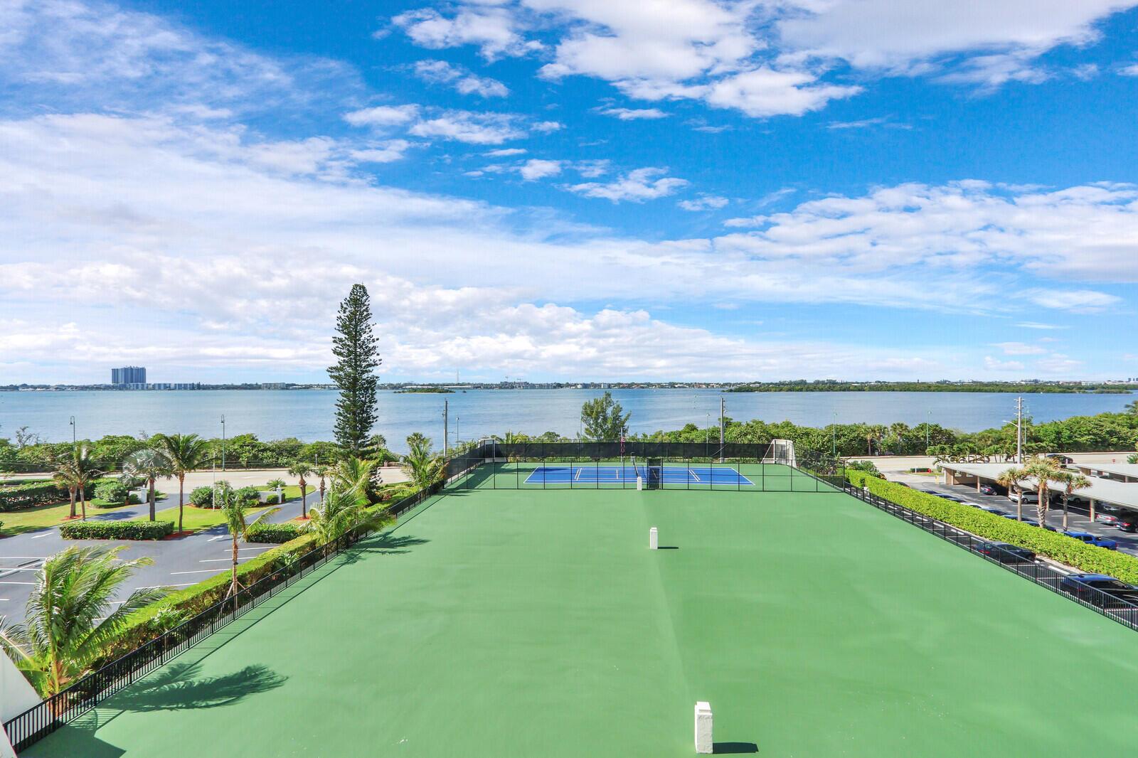 CONNEMARA CONDO - Residential Lease