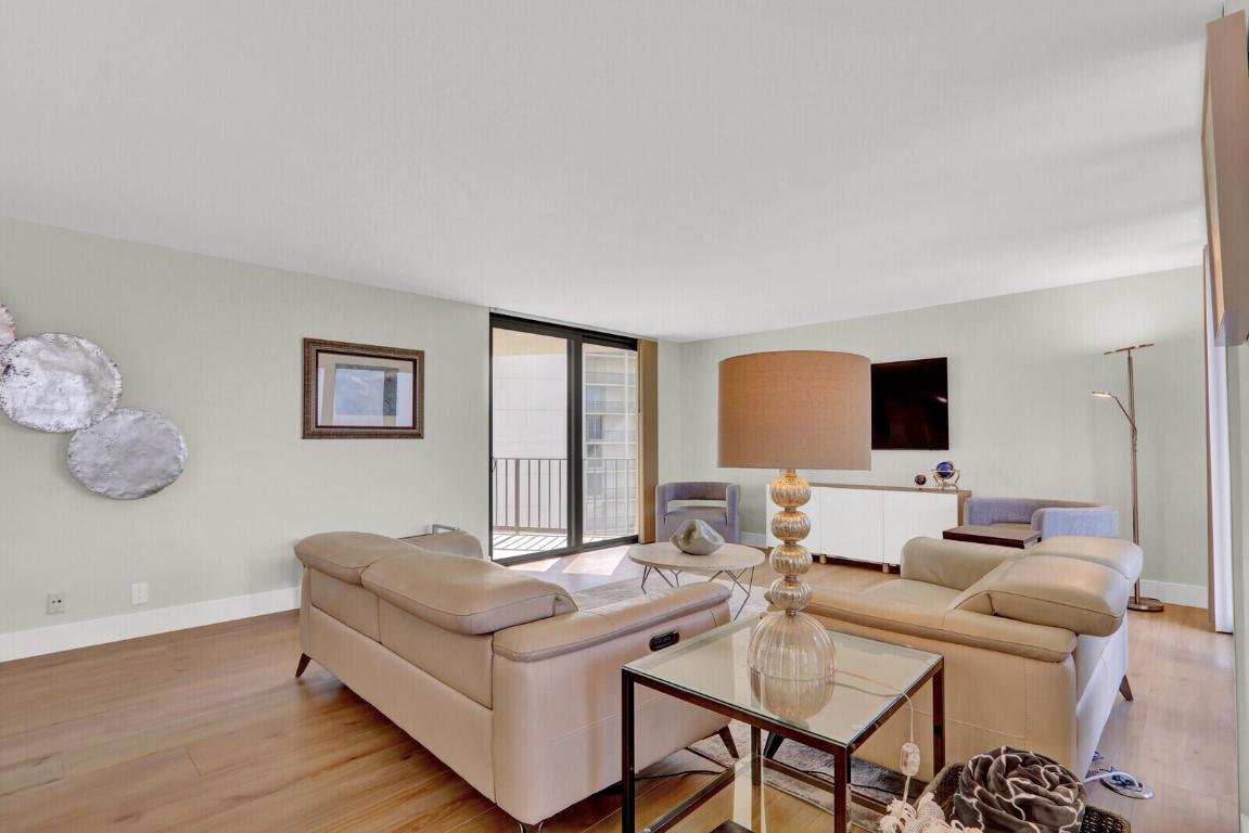 CONNEMARA CONDO - Residential Lease