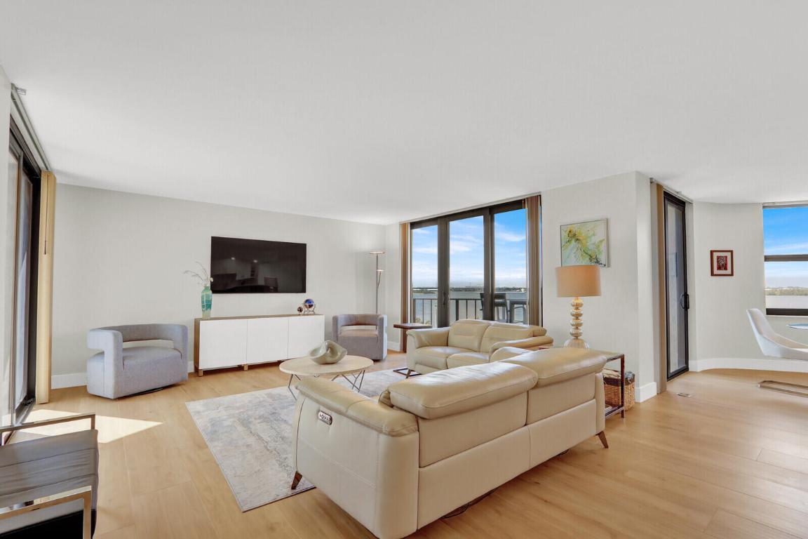 CONNEMARA CONDO - Residential Lease