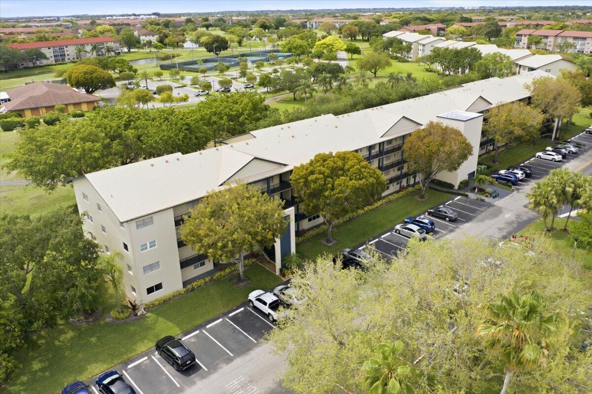 BUCKINGHAM AT CENTURY VILLAGE - Residential