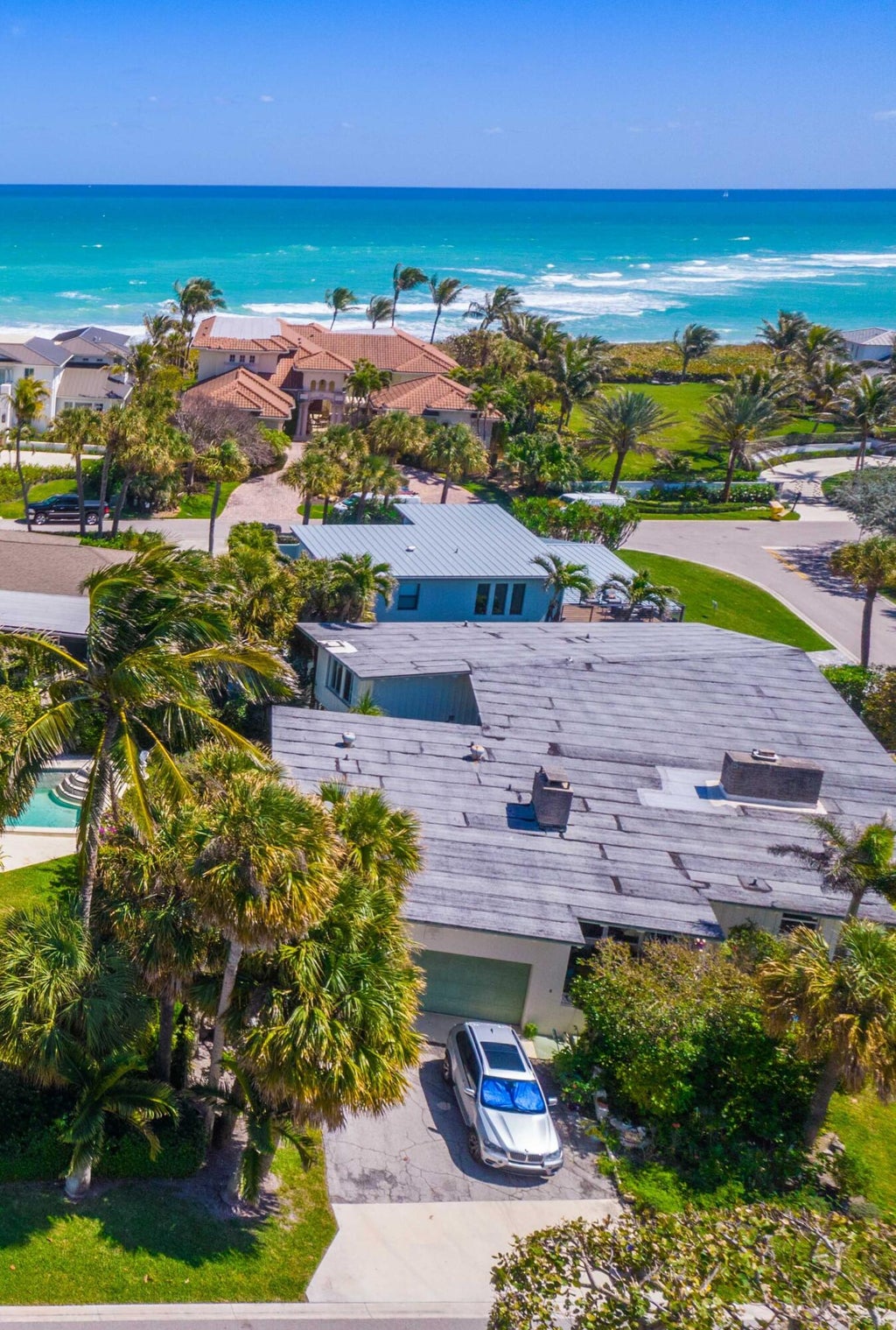 Photo of 74 Lighthouse Drive, Jupiter Inlet Colony, FL 33469 (MLS # R11130307)