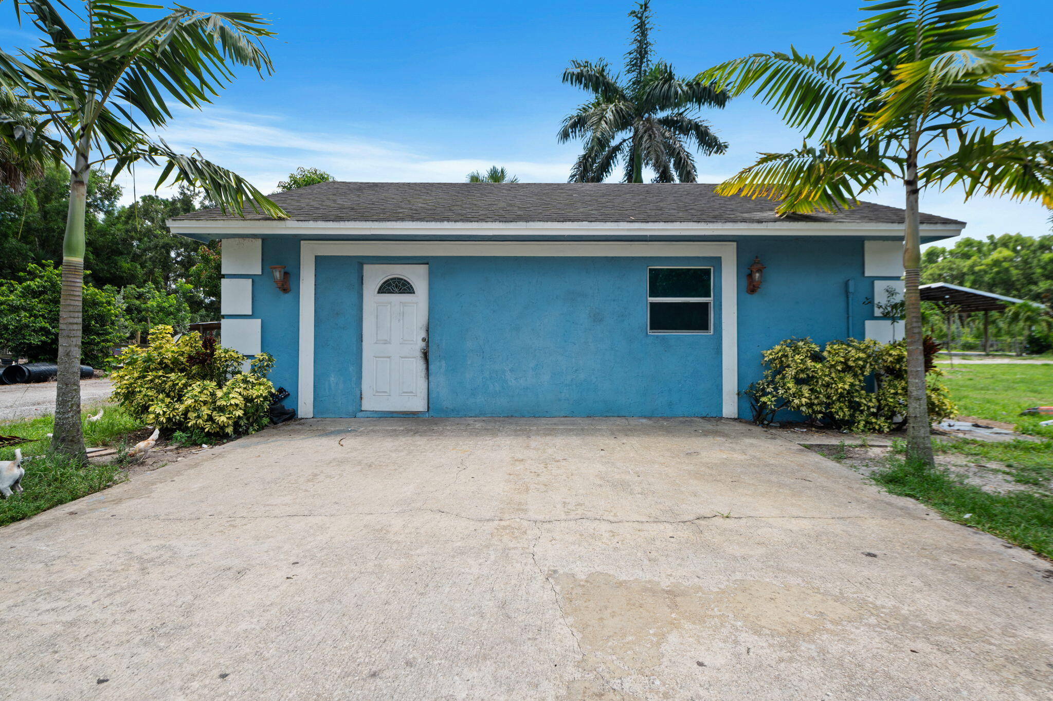 LOXAHATCHEE GROVES - Residential