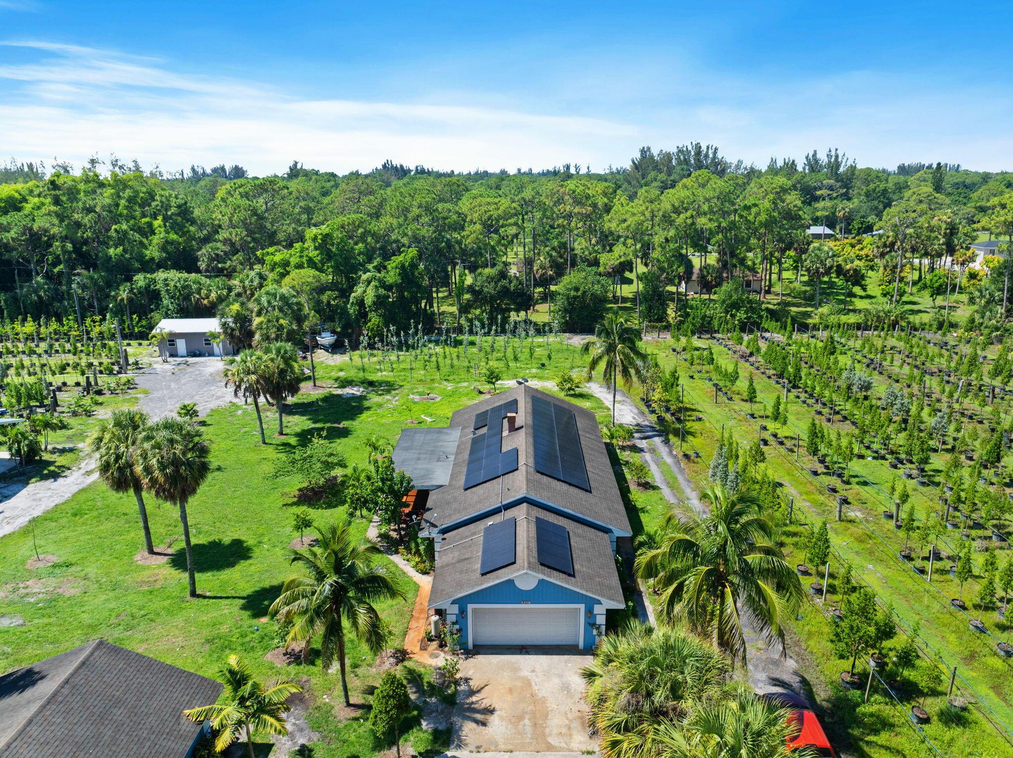 LOXAHATCHEE GROVES - Residential