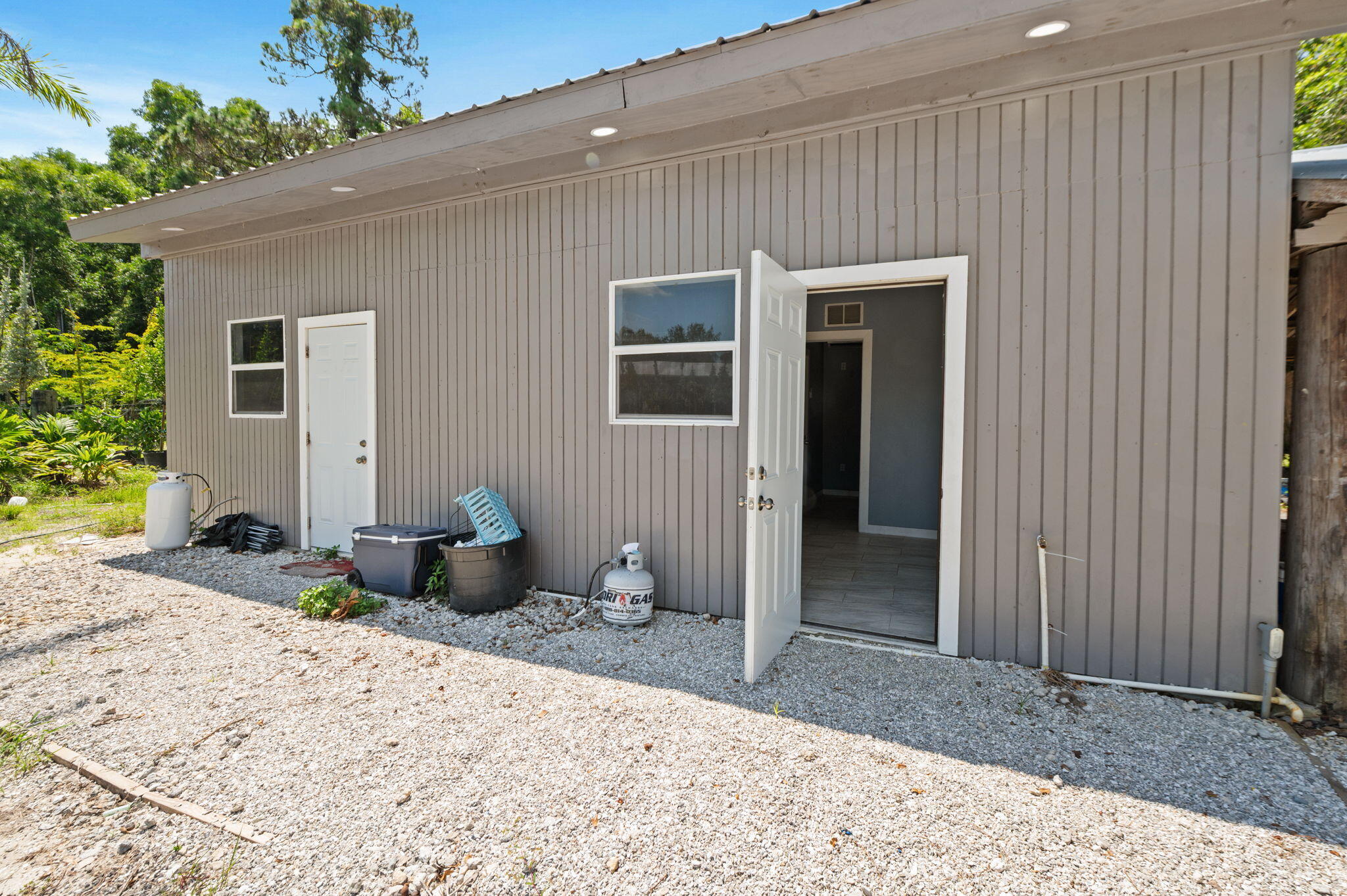 LOXAHATCHEE GROVES - Residential