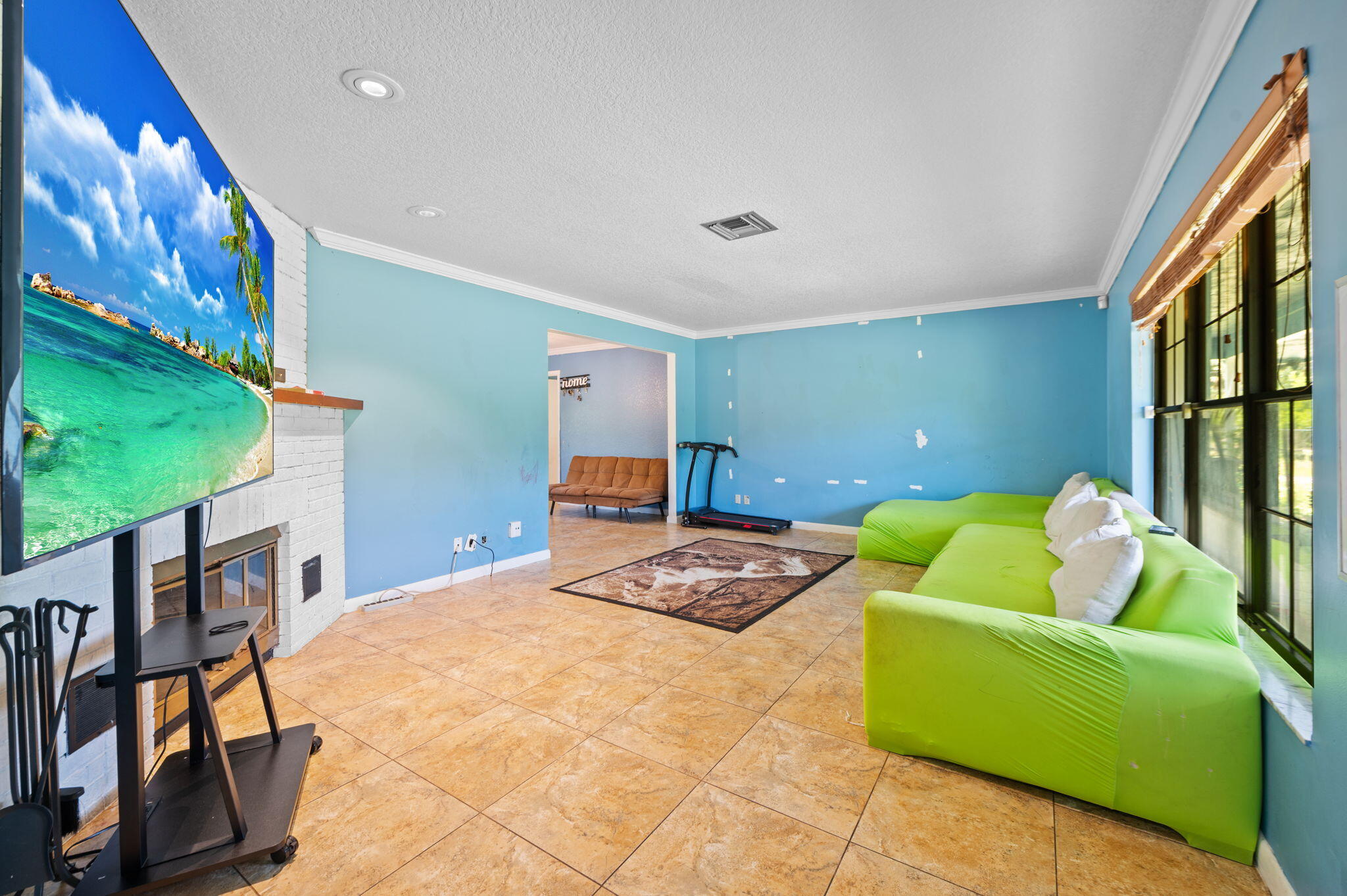 LOXAHATCHEE GROVES - Residential
