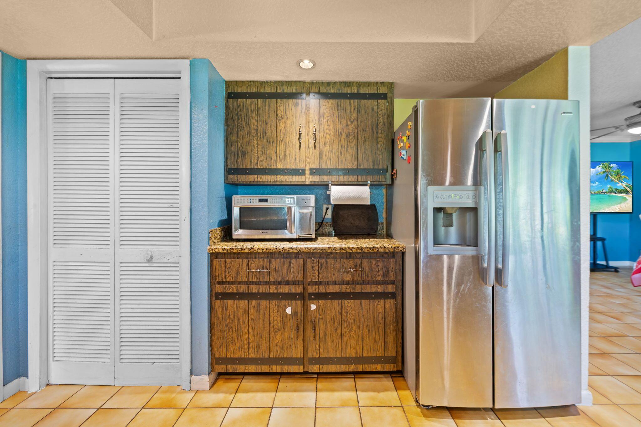 LOXAHATCHEE GROVES - Residential