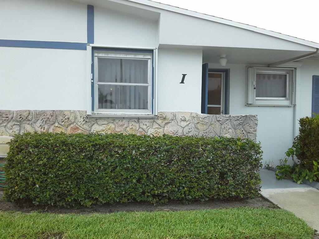 CRESTHAVEN VILLAS CONDO 34 - Residential