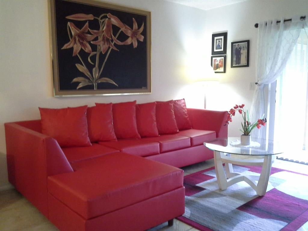 CRESTHAVEN VILLAS CONDO 34 - Residential