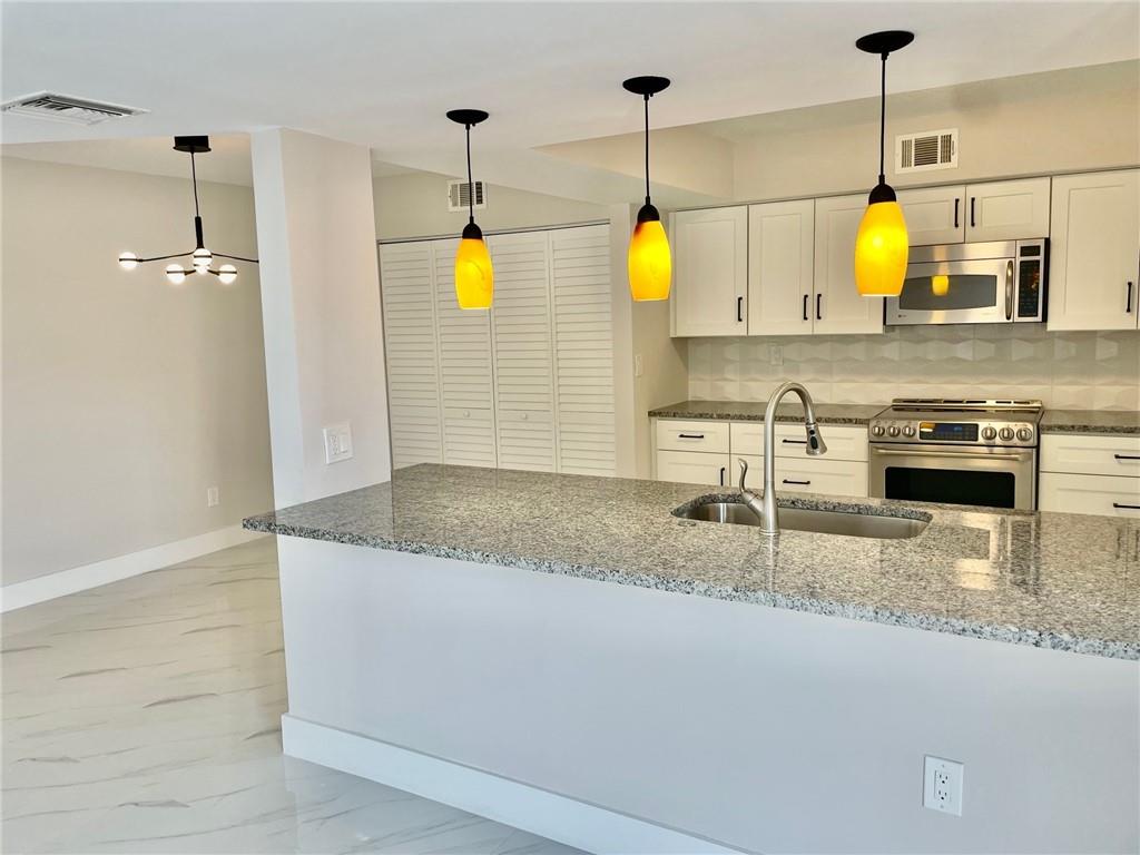 VILLA SONRISA ONE - Residential