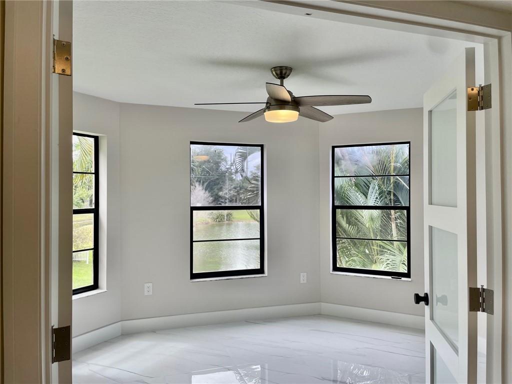 VILLA SONRISA ONE - Residential