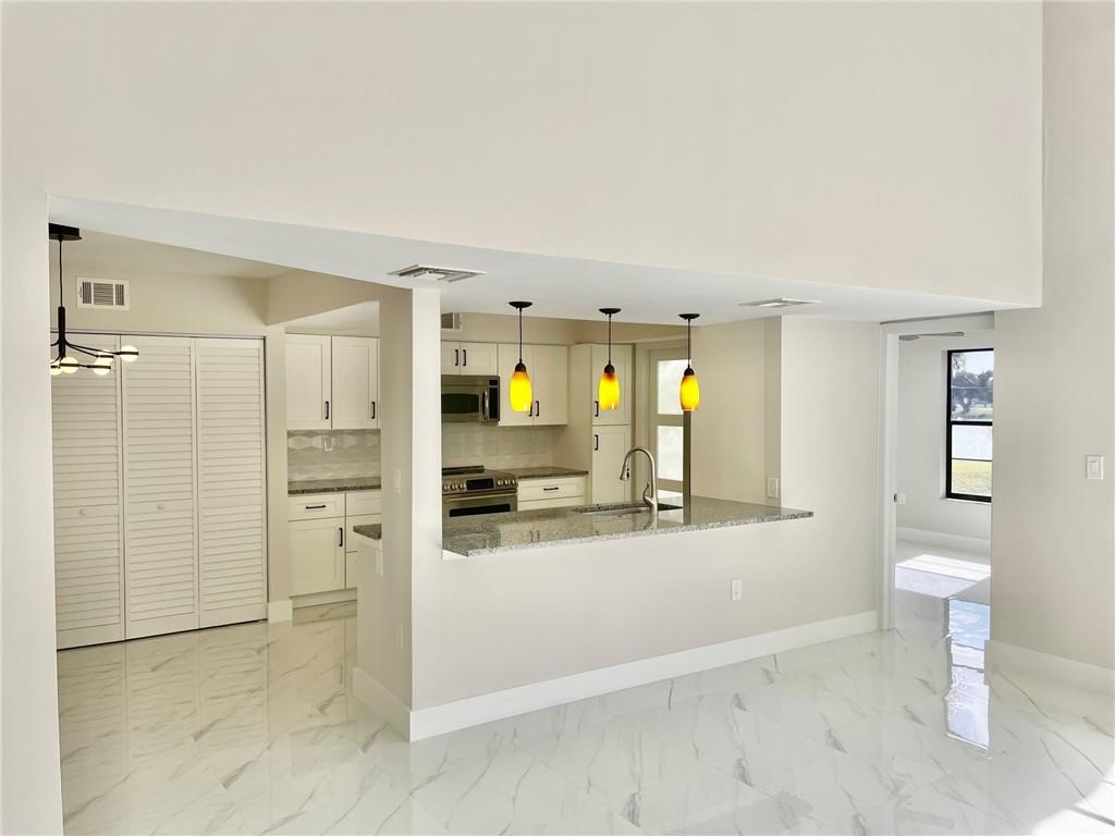 VILLA SONRISA ONE - Residential