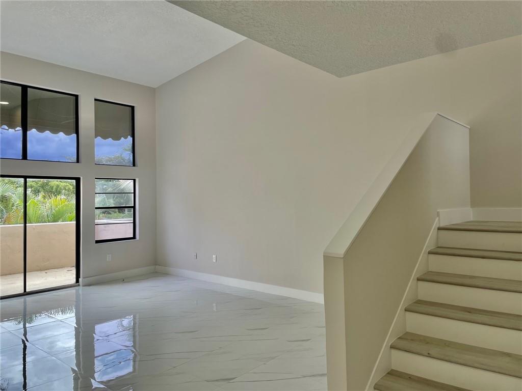 VILLA SONRISA ONE - Residential