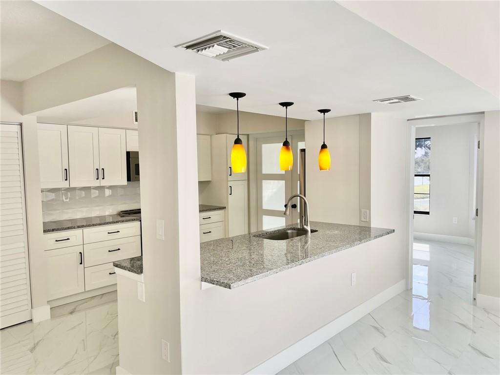 VILLA SONRISA ONE - Residential