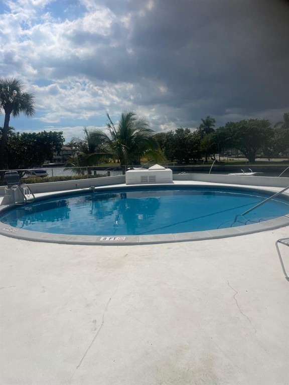 ENVOY NORTH CONDO - Residential