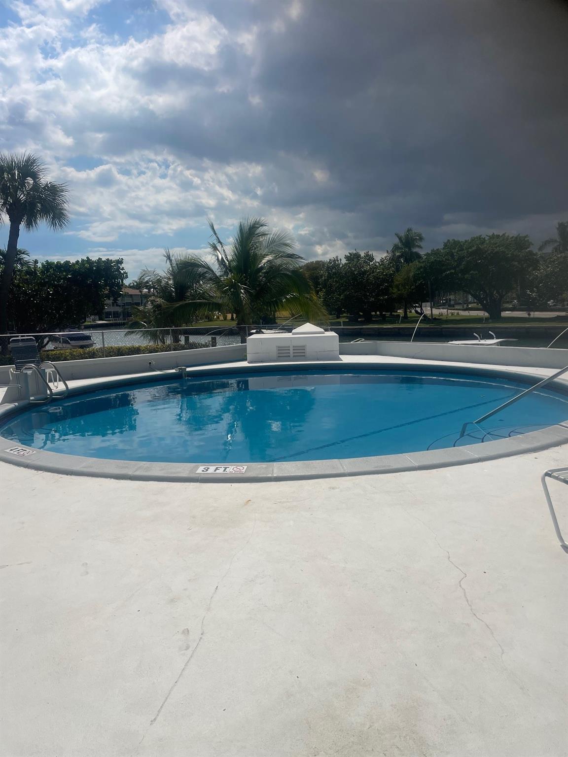 ENVOY NORTH CONDO - Residential