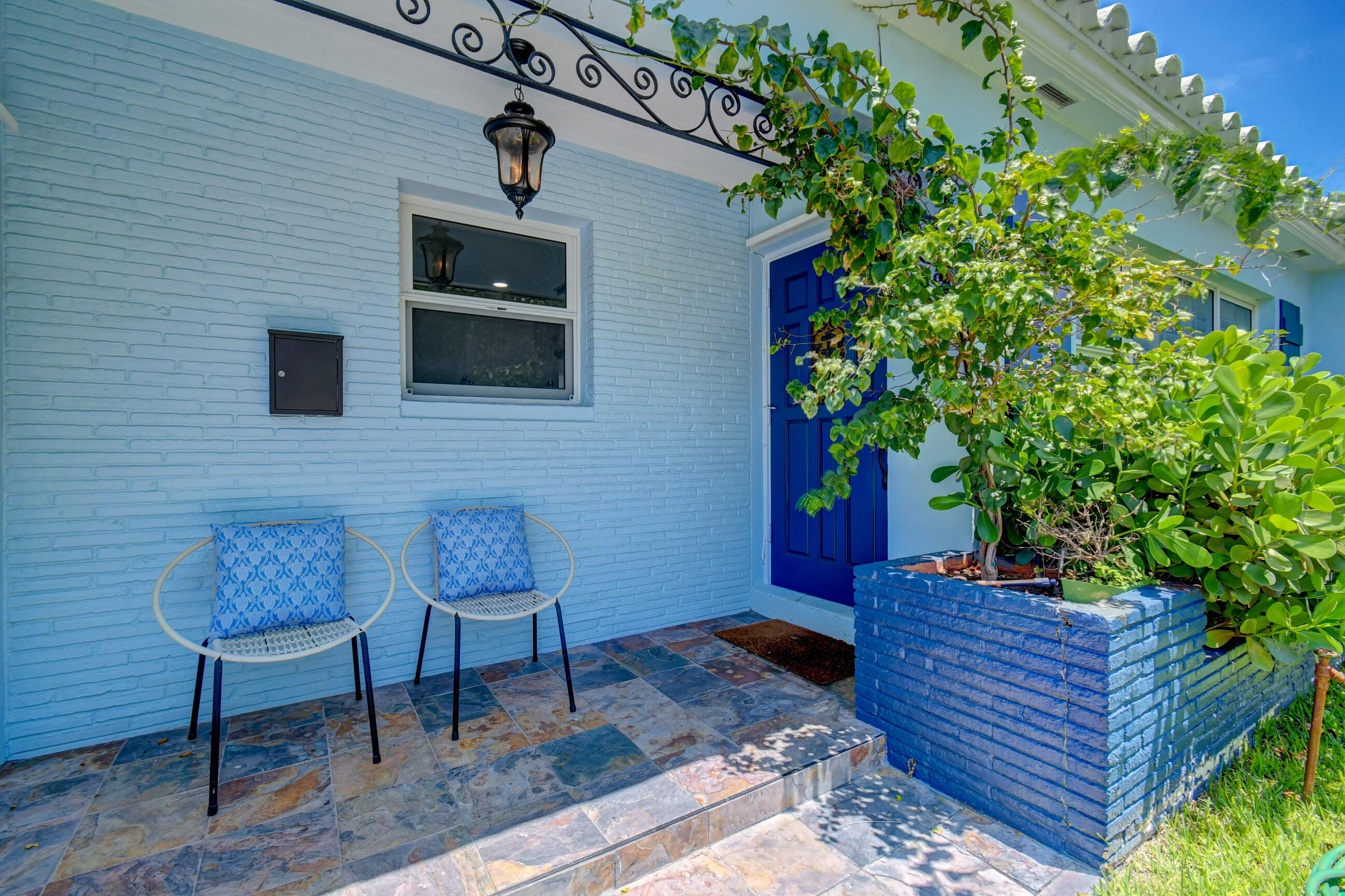 BURNUP AND SIMS ESTATES 2 - Residential Lease