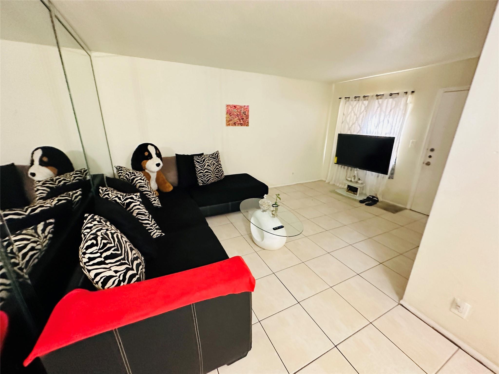 4800 NW 24th Ct D-102