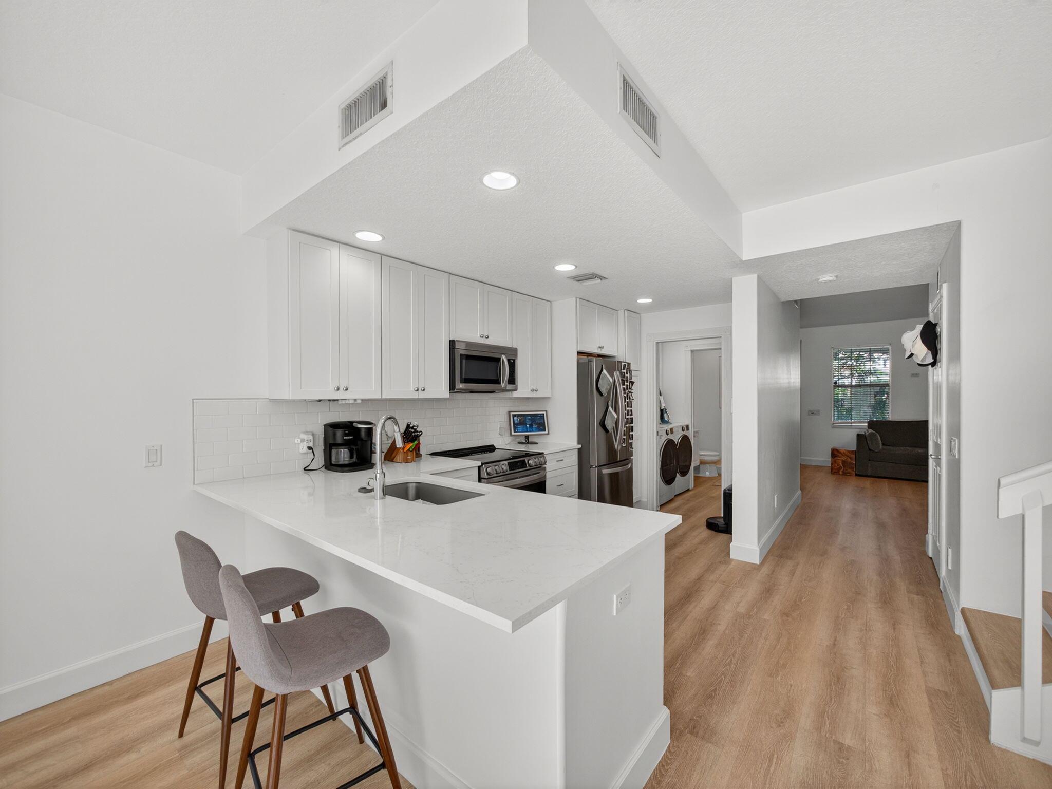 Martinique Abacoa - Residential Lease