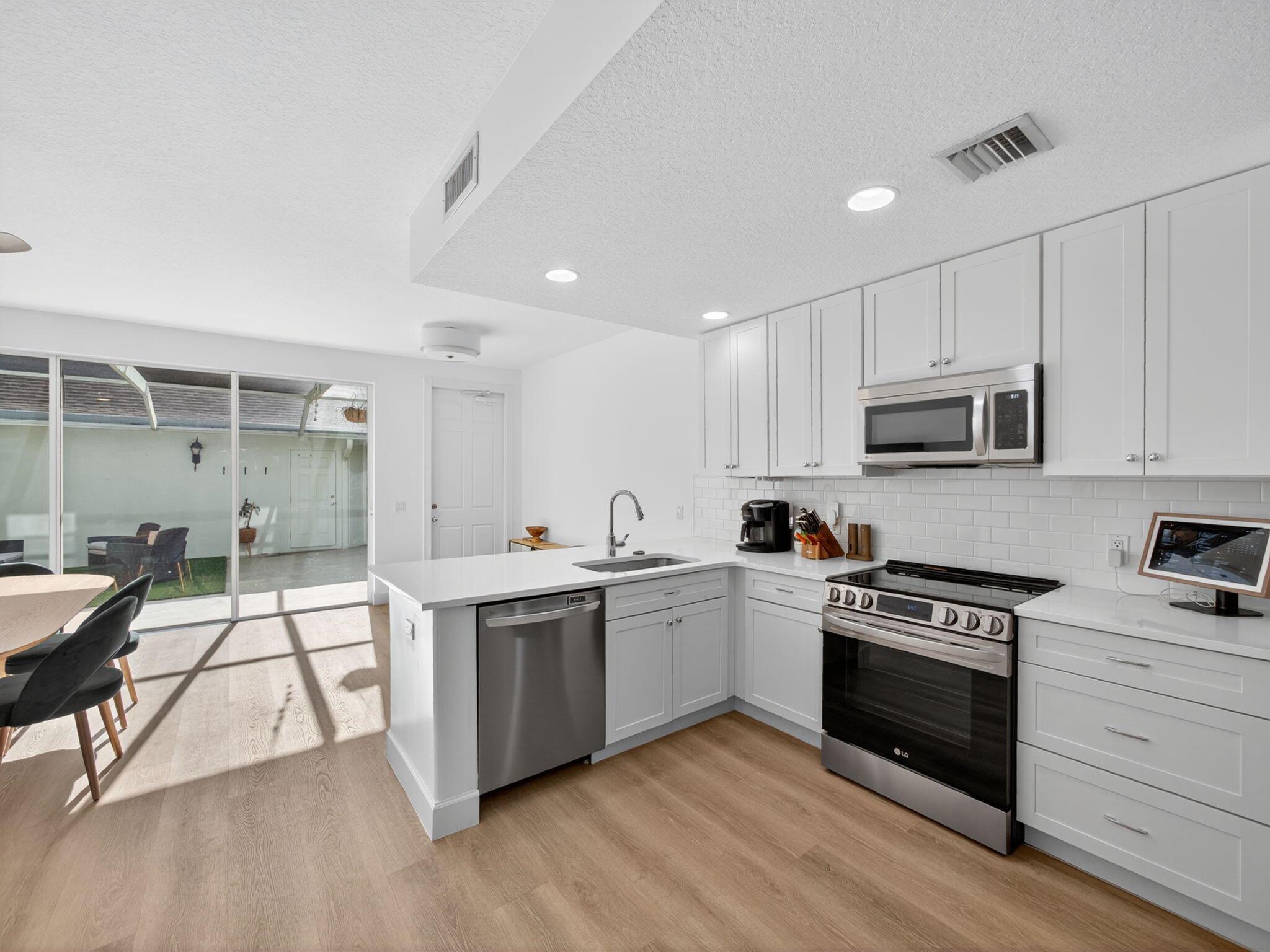 Martinique Abacoa - Residential Lease