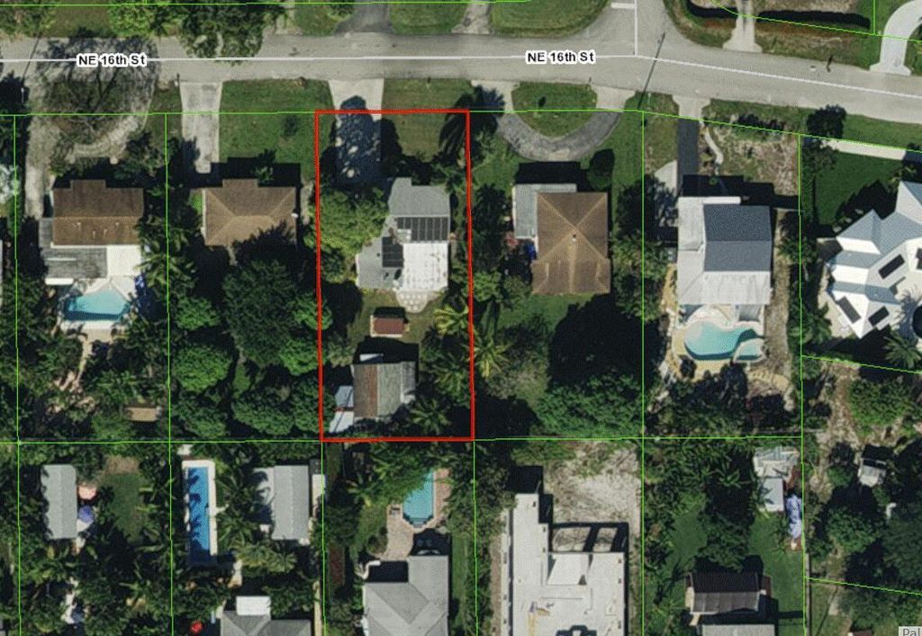 Photo of 250 NE 16th Street, Delray Beach, FL 33444 (MLS # R10890432)