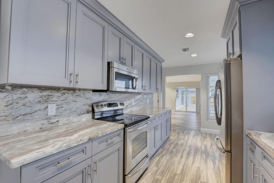 LITTLE HARBOR - Residential Lease