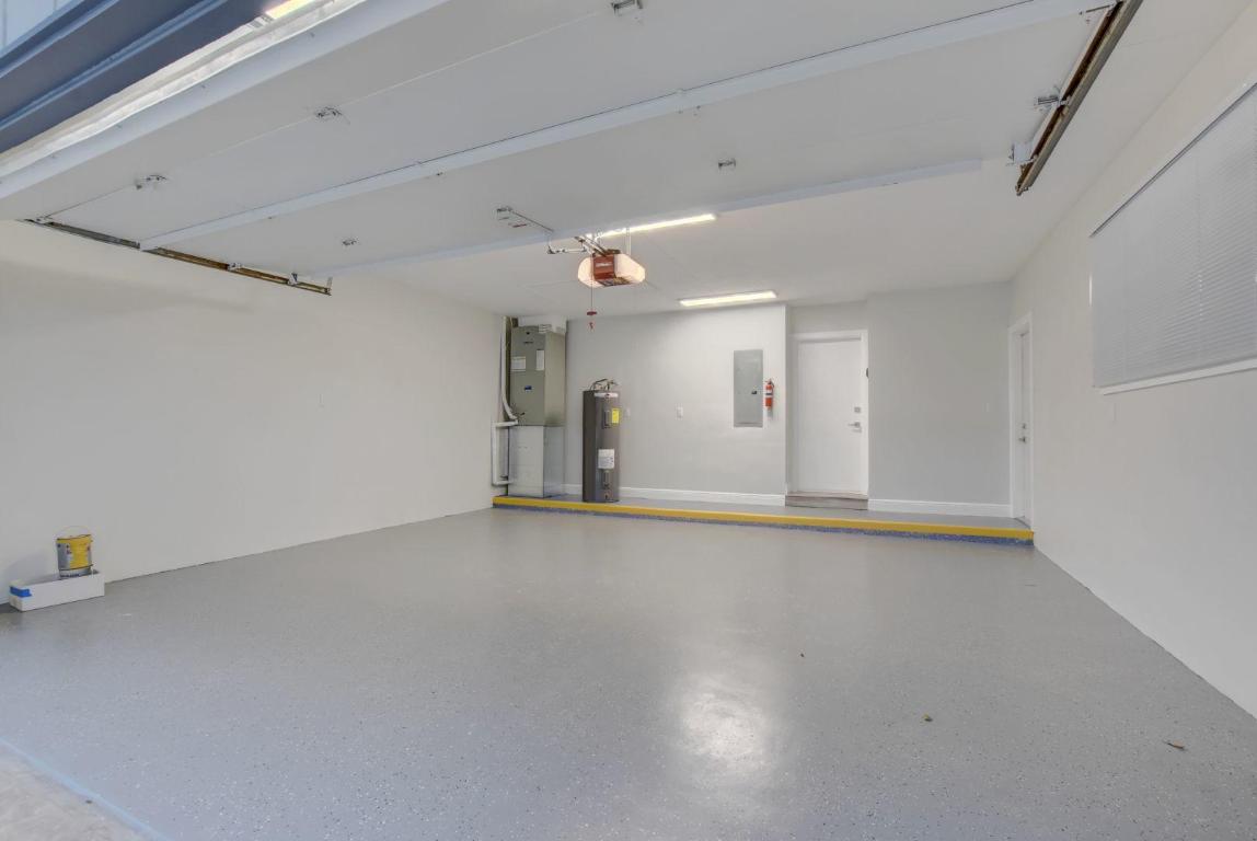 LITTLE HARBOR - Residential Lease