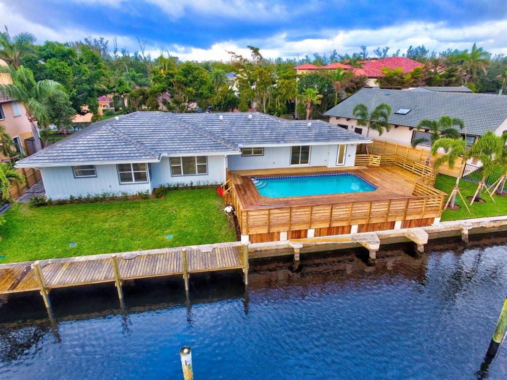 LITTLE HARBOR - Residential Lease