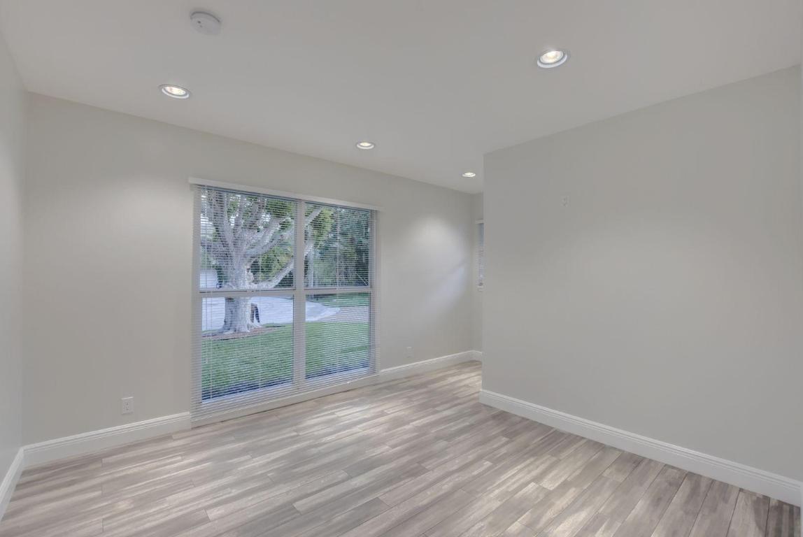 LITTLE HARBOR - Residential Lease