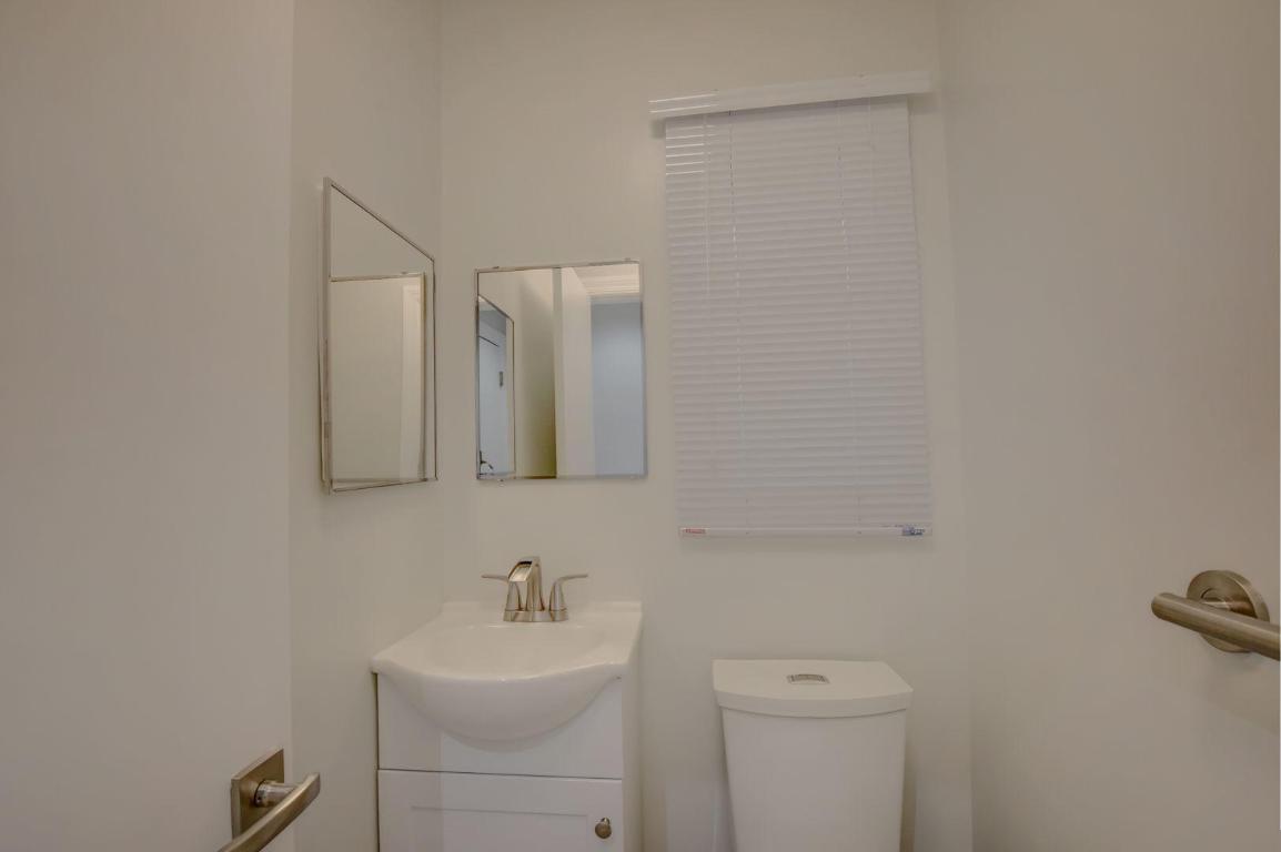 LITTLE HARBOR - Residential Lease