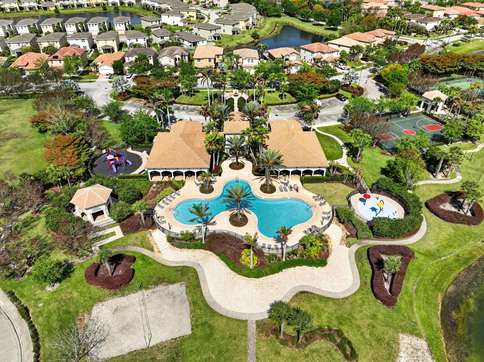 VIZCAYA FALLS PLAT 1 - Residential