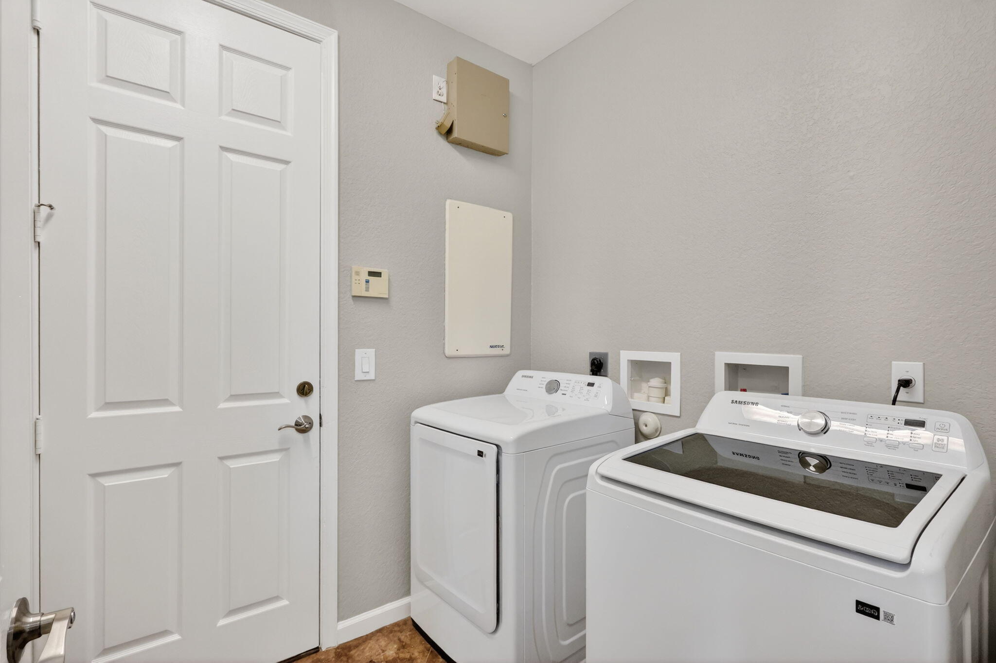 VIZCAYA FALLS PLAT 1 - Residential