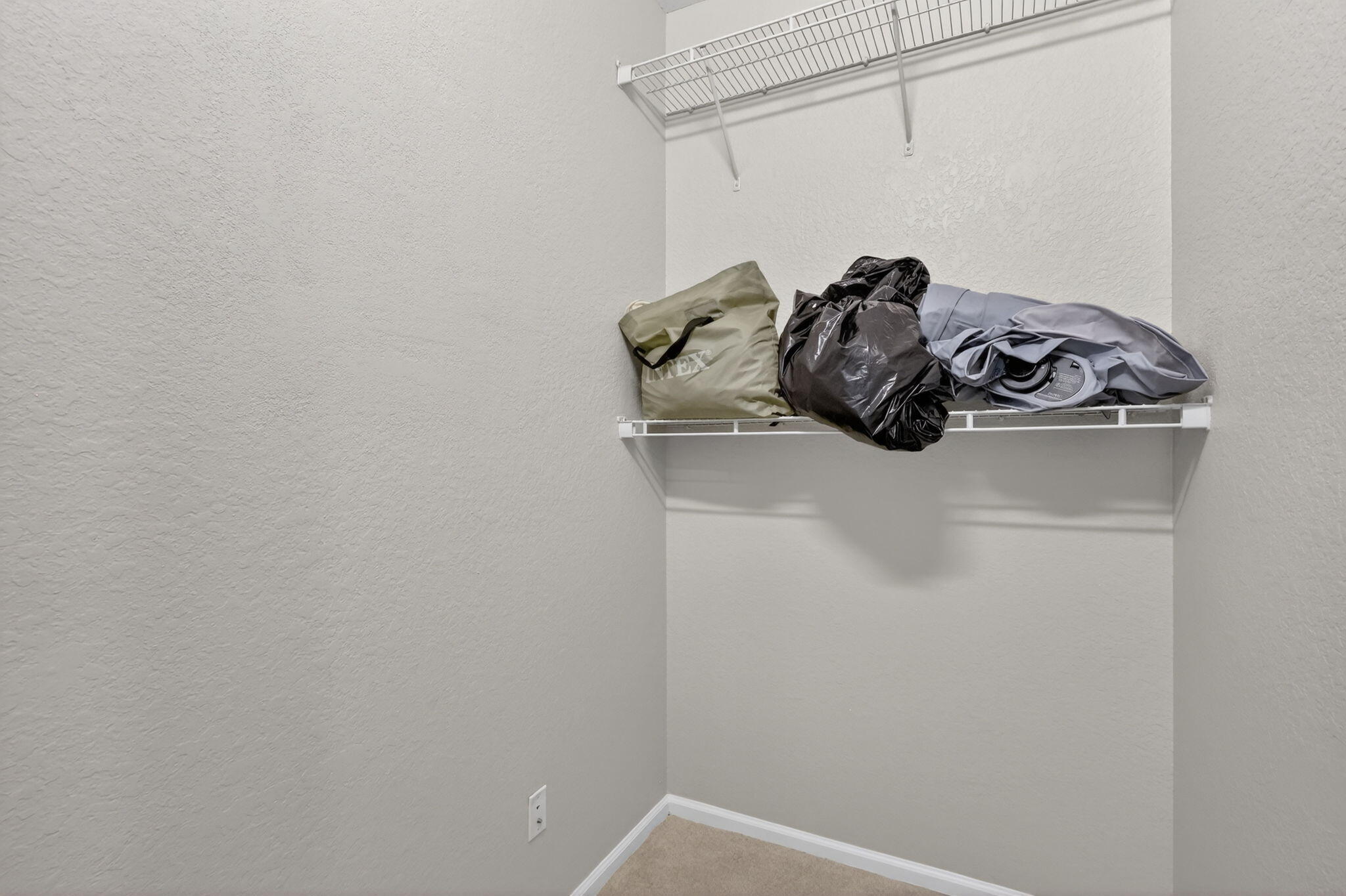 VIZCAYA FALLS PLAT 1 - Residential