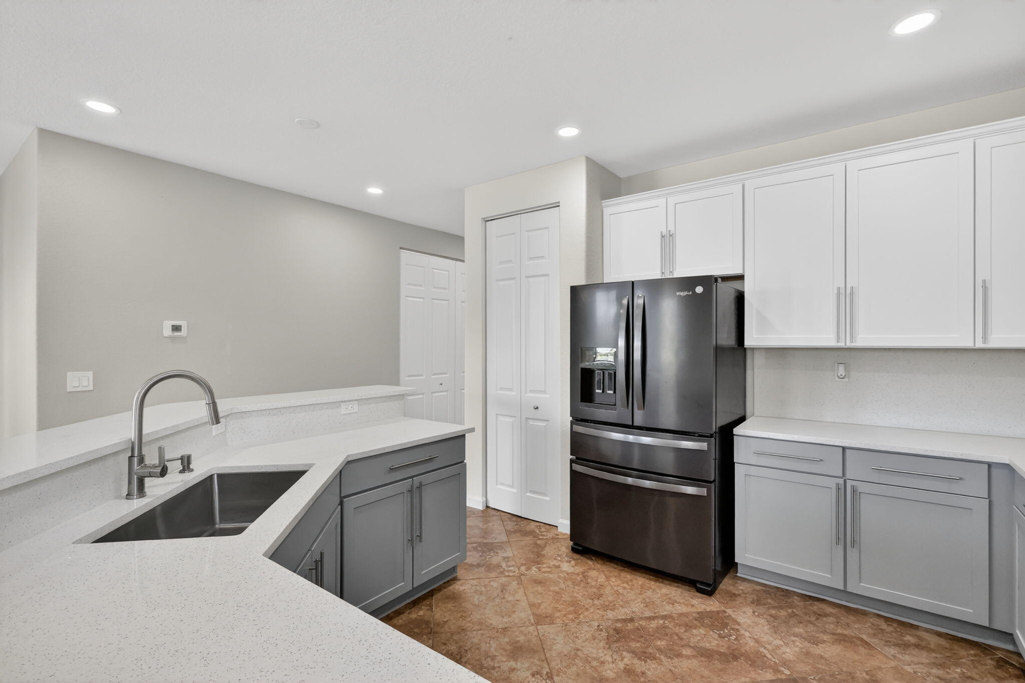 VIZCAYA FALLS PLAT 1 - Residential