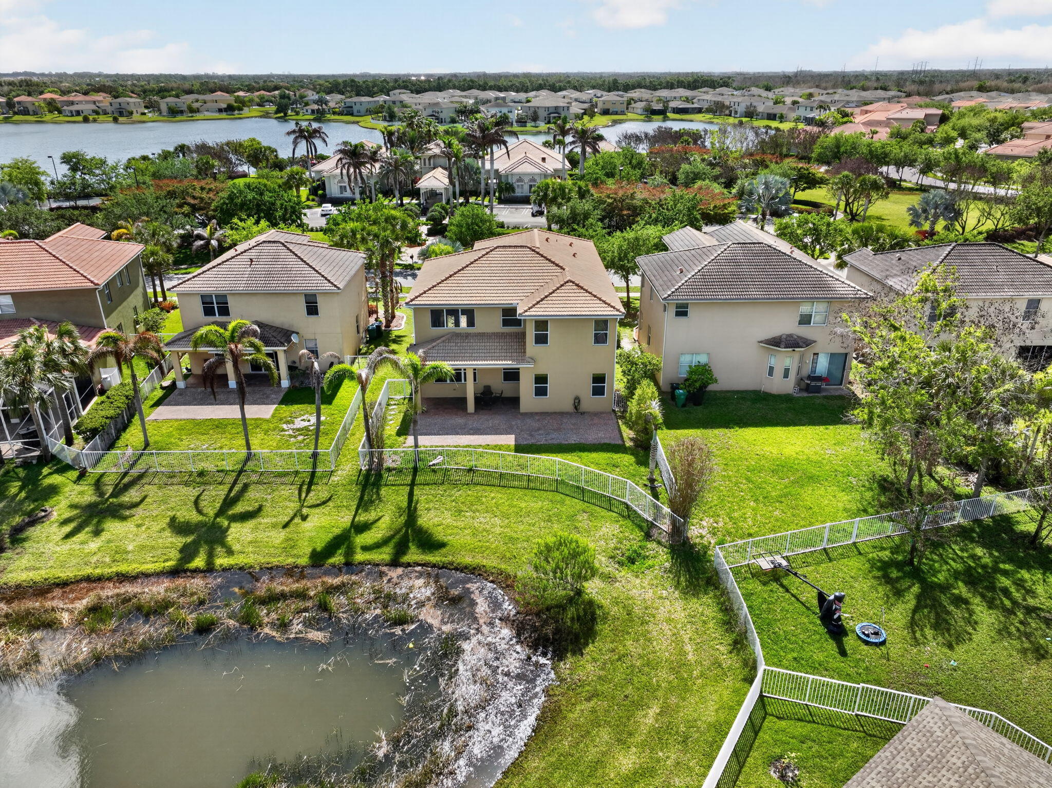 VIZCAYA FALLS PLAT 1 - Residential