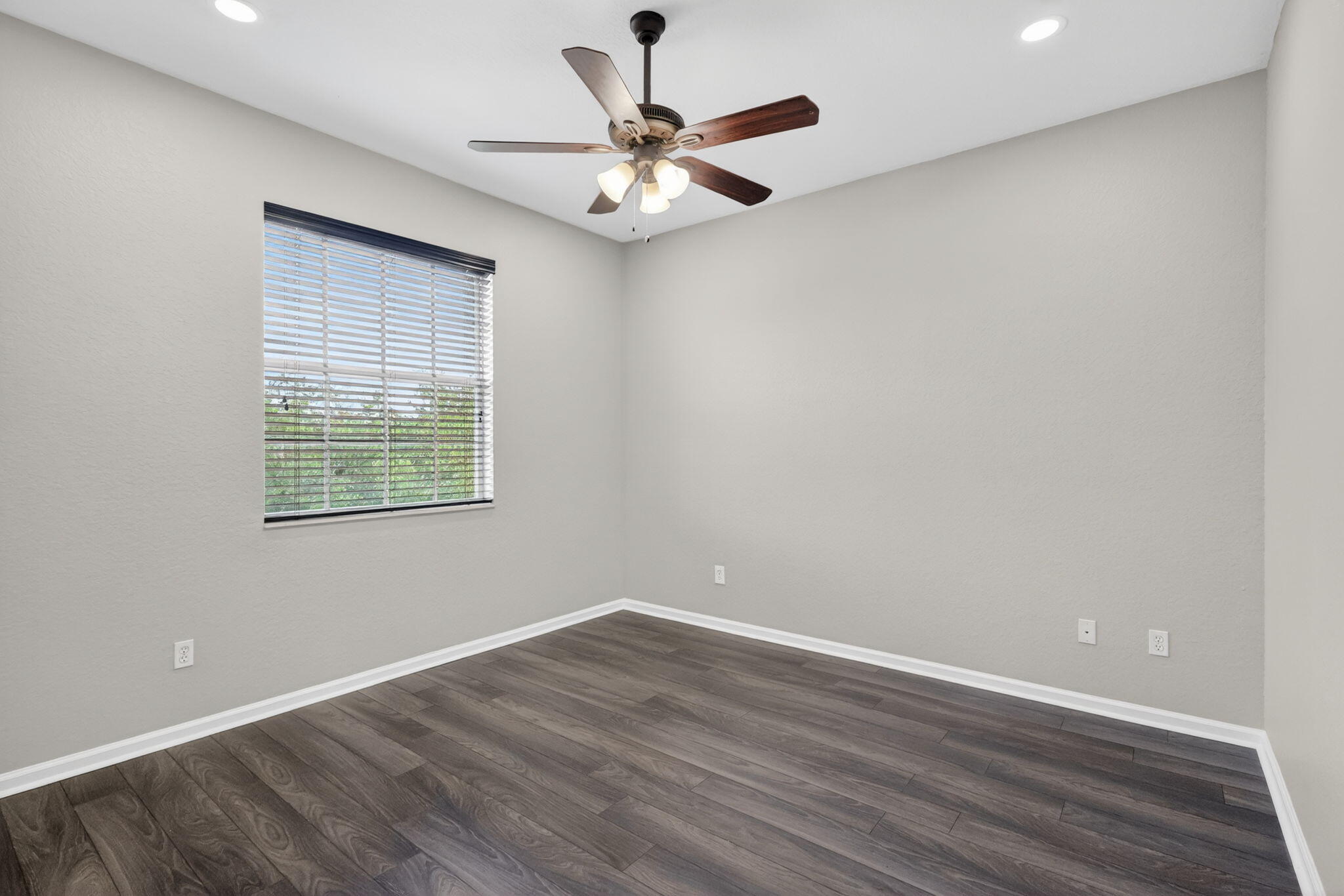 VIZCAYA FALLS PLAT 1 - Residential