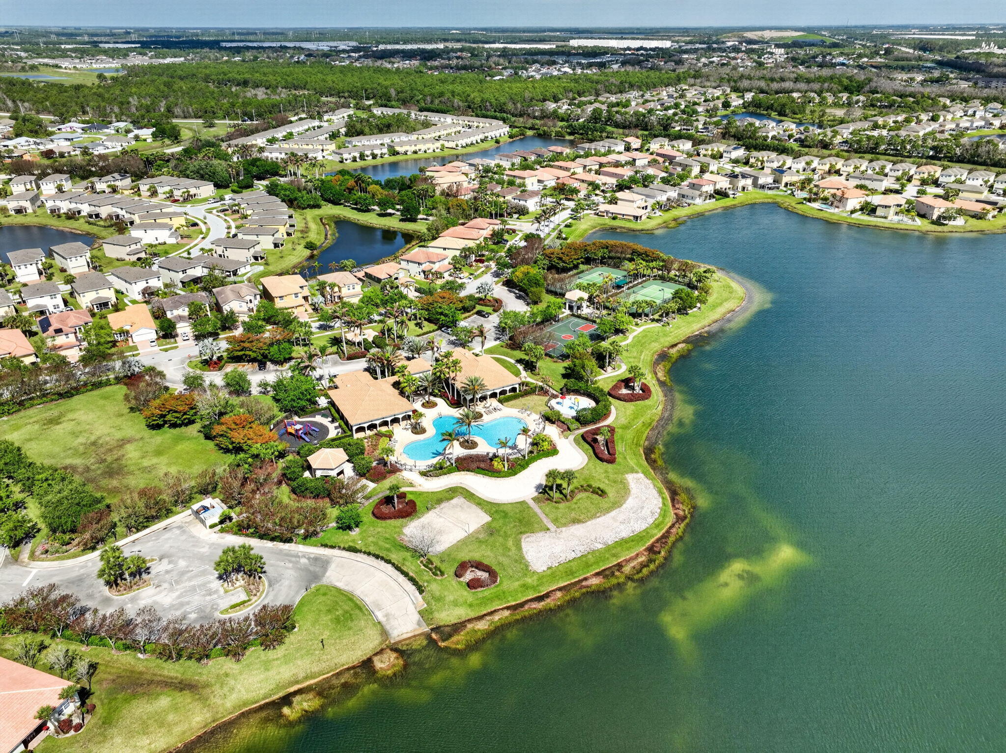 VIZCAYA FALLS PLAT 1 - Residential