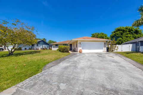 661 SE Sweetbay Ave Avenue Port St Lucie FL 34983