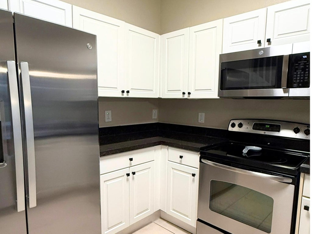 Photo of 7843 CATALINA Circle, Tamarac, FL 33321 (MLS # B26077512)