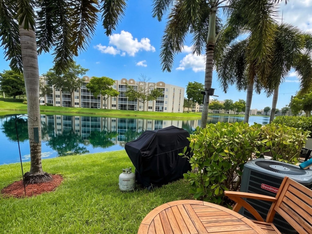 Photo of 7843 CATALINA Circle, Tamarac, FL 33321 (MLS # B26077512)