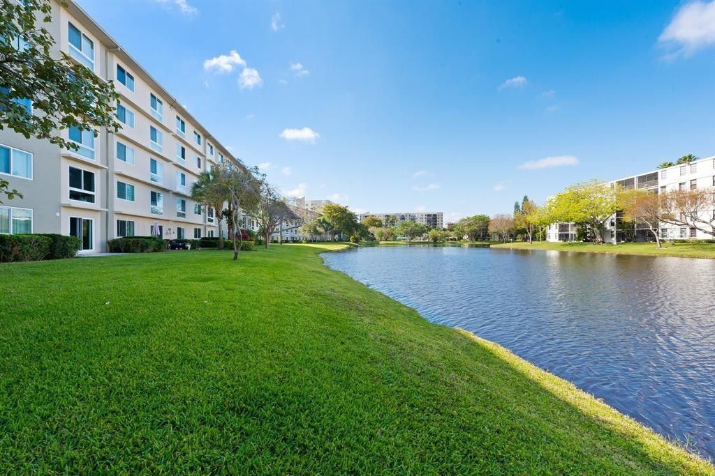 Photo of 2106 S Cypress Bend Drive #501, Pompano Beach, FL 33069 (MLS # F10528525)