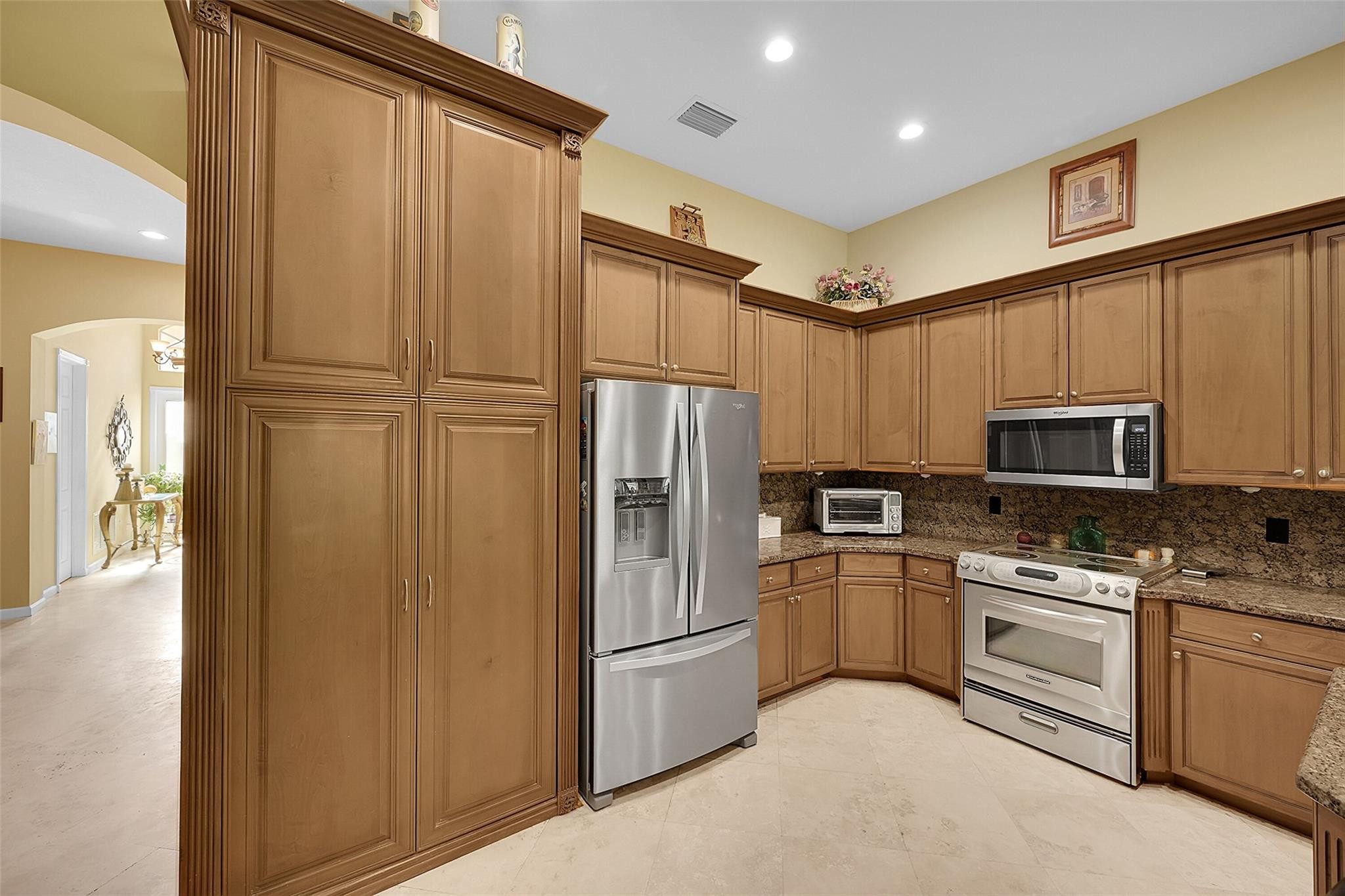 Valencia Shores 04 - Residential