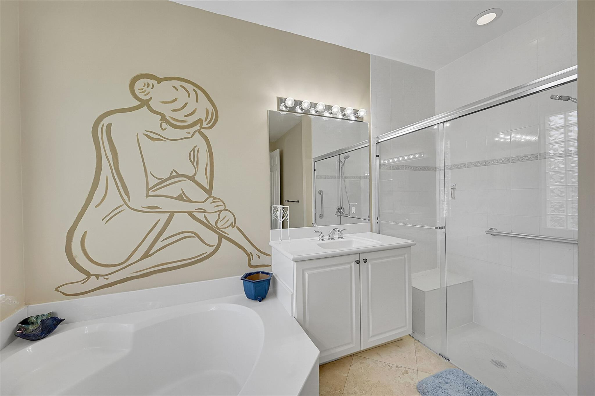 Valencia Shores 04 - Residential